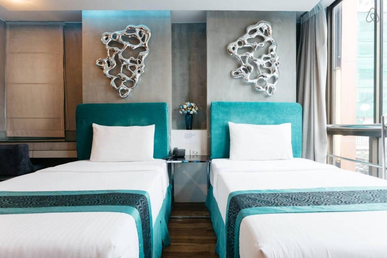 Blutique Hotel Банкок Екстериор снимка